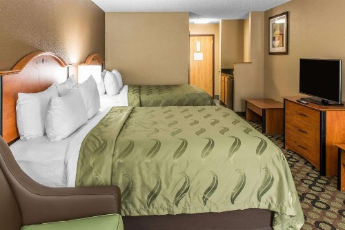 Quality Inn & Suites Columbus - image 21