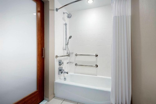SpringHill Suites by Marriott Columbus OSU - image 17