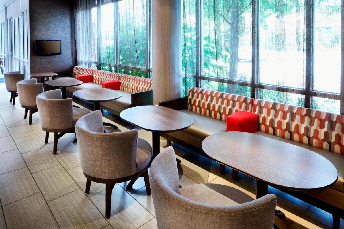SpringHill Suites by Marriott Columbus OSU - image 4