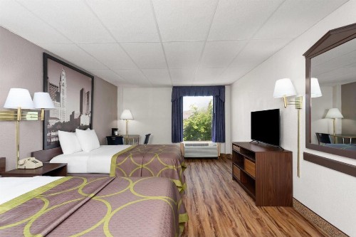 Super 8 by Wyndham Columbus - image 21