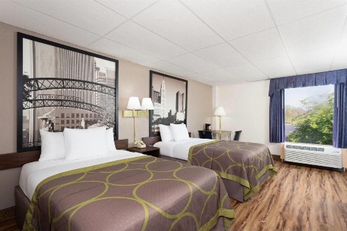 Super 8 by Wyndham Columbus - image 23