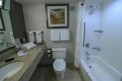 Courtyard by Marriott Columbus West/Hilliard - image 9