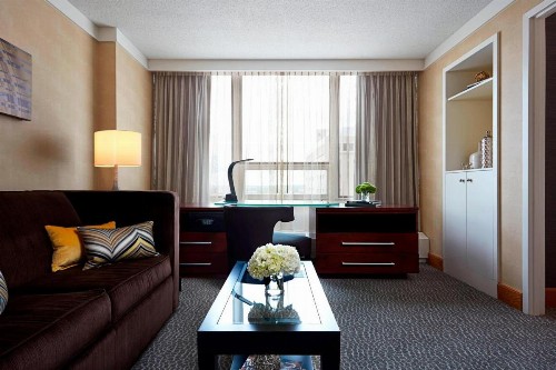 Renaissance Columbus Downtown Hotel - image 12