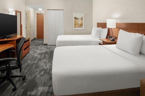 Fairfield Inn & Suites Columbus OSU - image 2