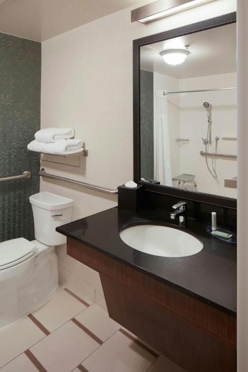 Fairfield Inn & Suites Columbus OSU - image 24