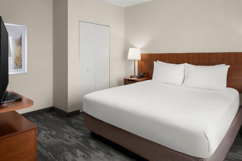Fairfield Inn & Suites Columbus OSU - image 7
