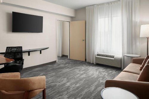 Fairfield Inn & Suites Columbus OSU - image 8