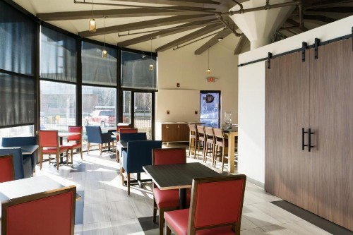 Holiday Inn Express - Columbus Downtown an IHG Hotel - image 17