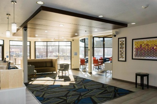 Holiday Inn Express - Columbus Downtown an IHG Hotel - image 18