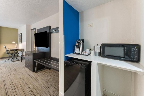 Holiday Inn Express - Columbus Downtown an IHG Hotel - image 19