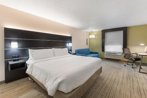 Holiday Inn Express - Columbus Downtown an IHG Hotel - image 28