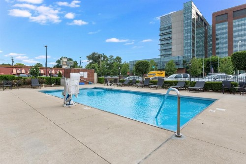 Holiday Inn Express - Columbus Downtown an IHG Hotel - image 35