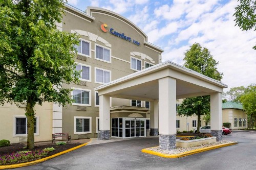 Comfort Inn North/Polaris - image 25