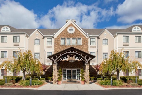 Staybridge Suites Columbus-Airport an IHG Hotel