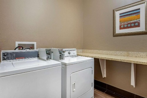 Comfort Suites Columbus West - Hilliard - image 32