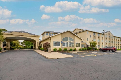 Comfort Suites Columbus - image 7