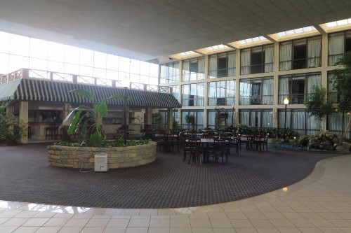 Days Inn by Wyndham Columbus Airport - image 28