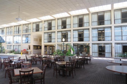 Days Inn by Wyndham Columbus Airport - image 31