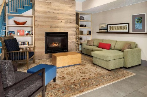 Country Inn & Suites by Radisson Columbus Airport OH - image 3