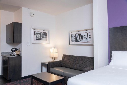Holiday Inn Express & Suites Columbus - Polaris Parkway / COLUMBUS an IHG Hotel - image 28