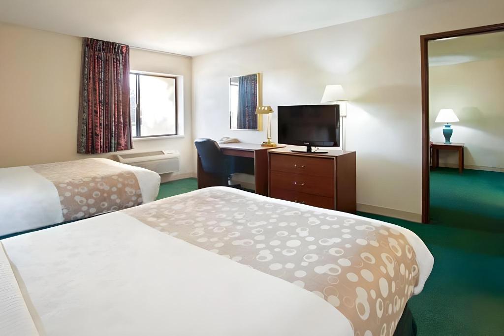 Norwood Inn & Suites Columbus - main image