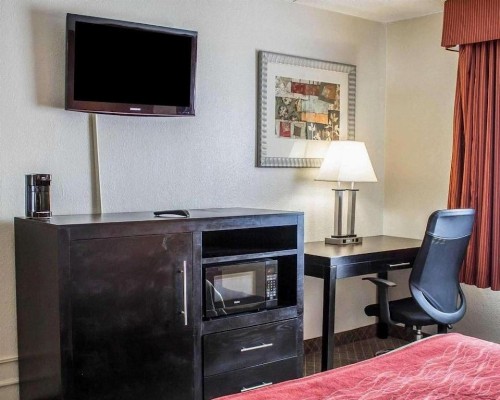 Norwood Inn & Suites Columbus - image 10