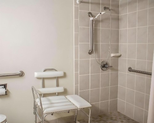 Norwood Inn & Suites Columbus - image 32