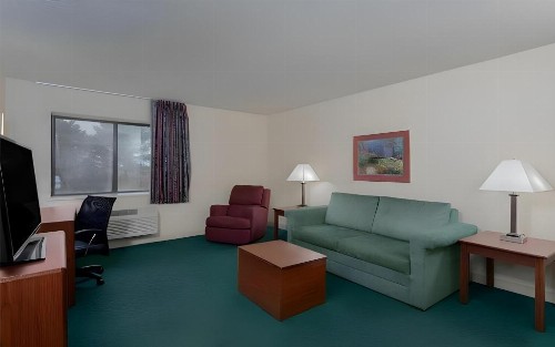 Norwood Inn & Suites Columbus - image 8