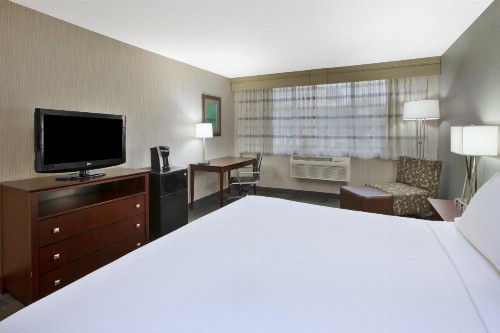 Holiday Inn Columbus Downtown - Capitol Square an IHG Hotel - image 45