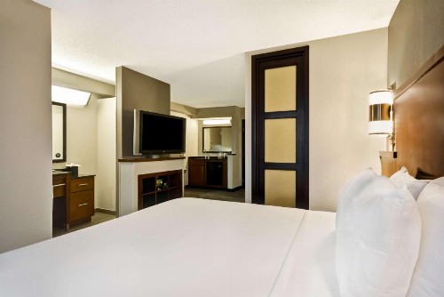 Hyatt Place Columbus Worthington - image 18