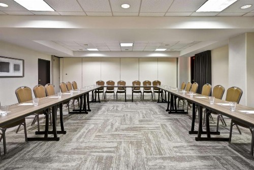 Hyatt Place Columbus Worthington - image 21