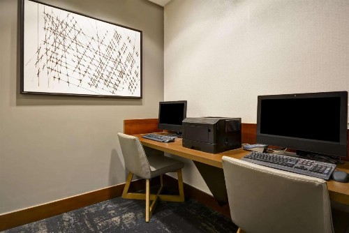 Hyatt Place Columbus Worthington - image 8