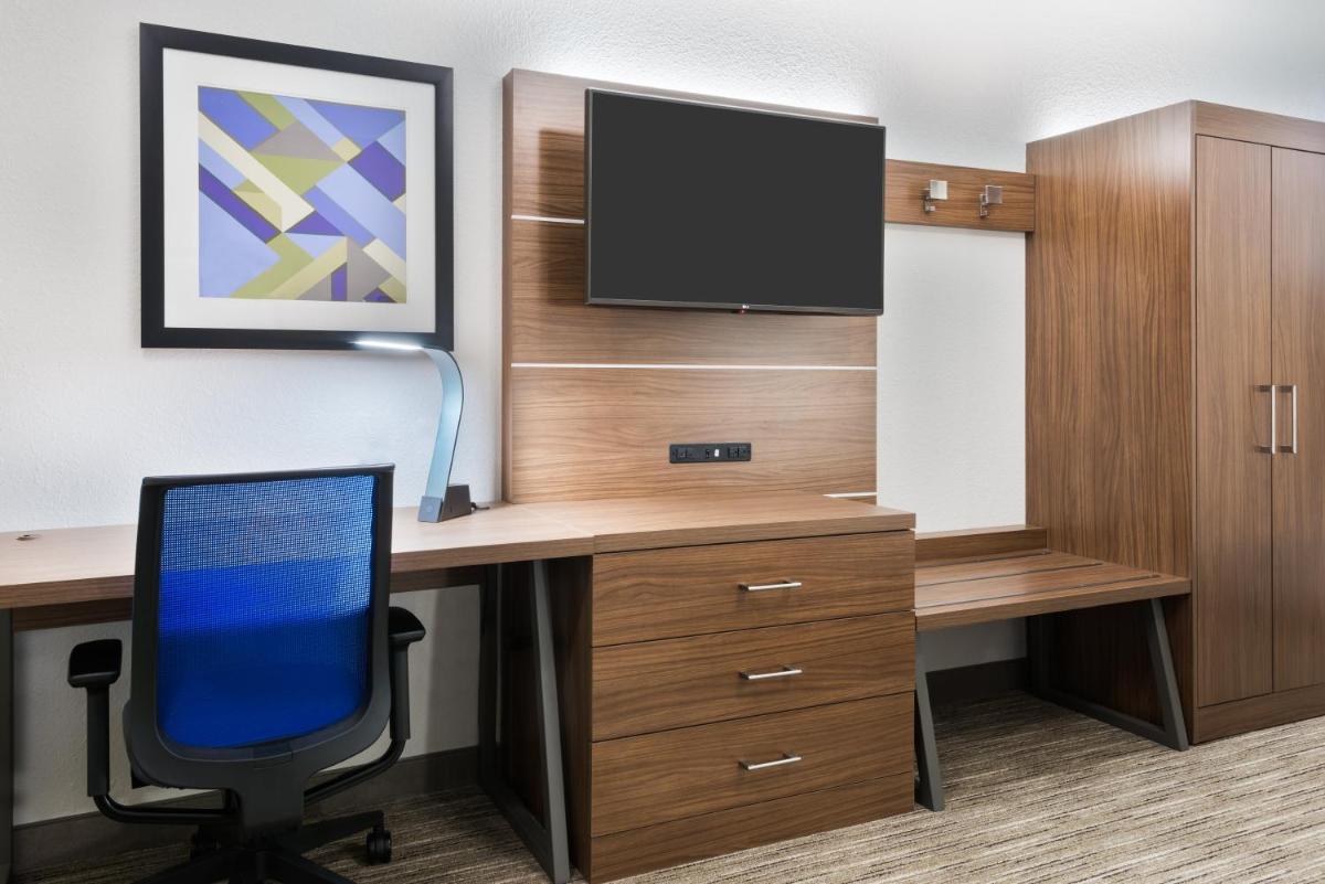 Holiday Inn Express & Suites - Columbus Airport East an IHG Hotel - image 7