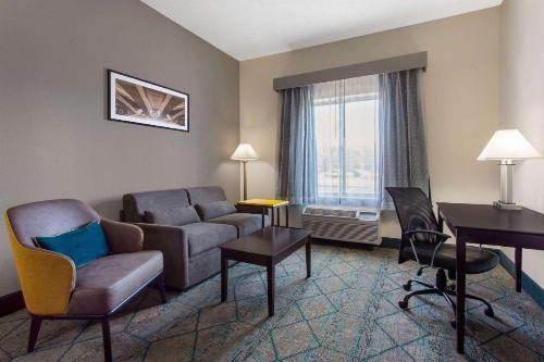 La Quinta by Wyndham Columbus West - Hilliard - image 22
