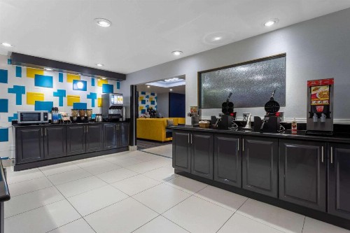 La Quinta by Wyndham Columbus West - Hilliard - image 25