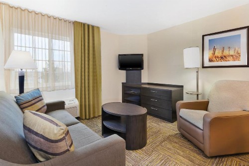 Candlewood Suites Polaris an IHG Hotel - image 13