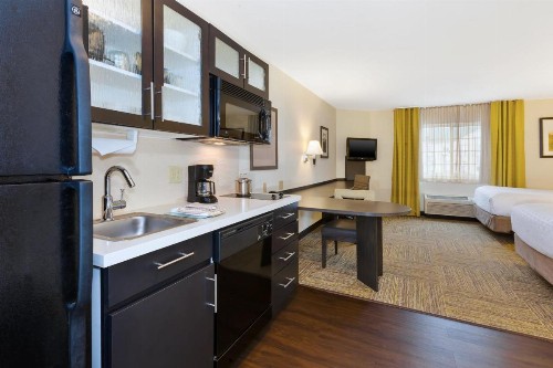 Candlewood Suites Polaris an IHG Hotel - image 5