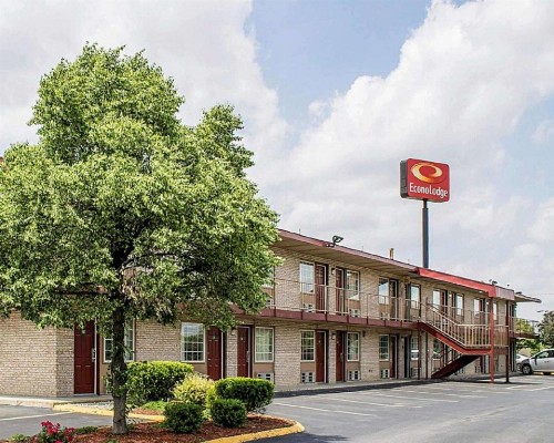 Econo Lodge Columbus - image 8