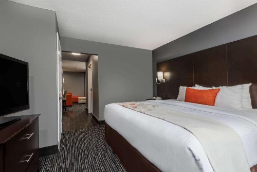 Hawthorn Suites by Wyndham Columbus West - image 31