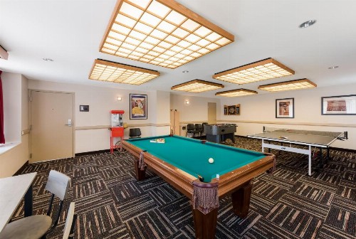Red Roof Inn PLUS+ Columbus Downtown - Convention Center - image 22