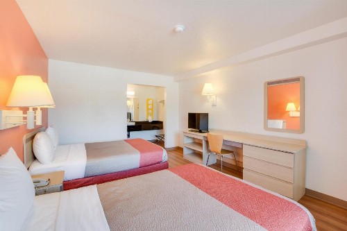 Motel 6-Columbus OH - West - image 28
