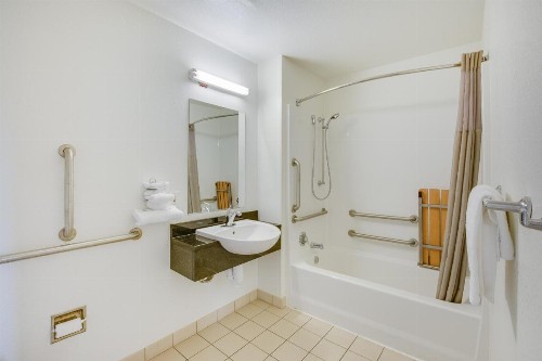 Motel 6-Columbus OH - West - image 32