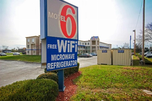 Motel 6-Columbus OH - West - image 34