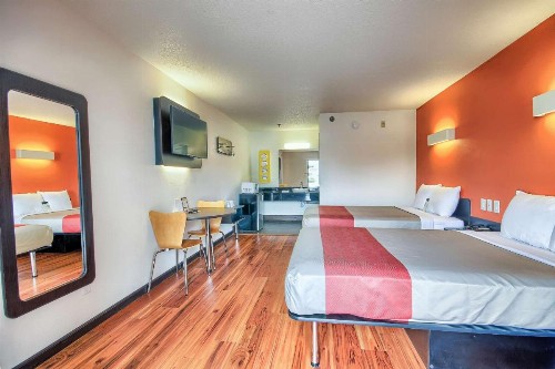 Motel 6-Columbus OH - West - image 42