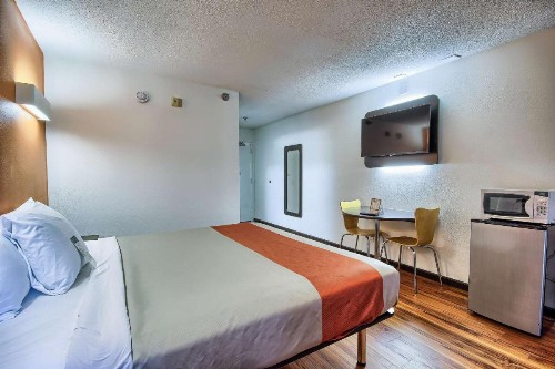 Motel 6-Columbus OH - West - image 49