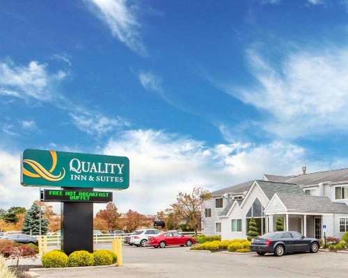 Quality Inn and Suites North/Polaris - image 1