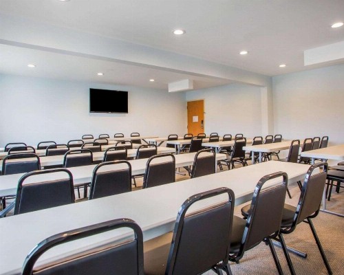 Quality Inn and Suites North/Polaris - image 20