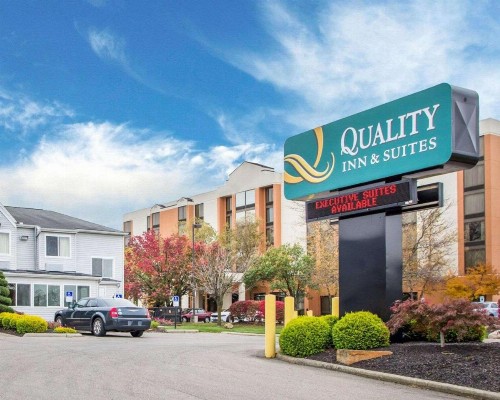 Quality Inn and Suites North/Polaris - image 24