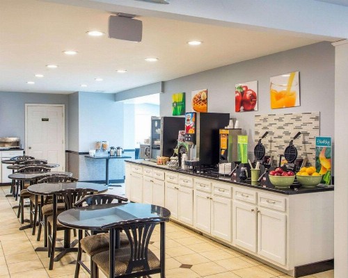 Quality Inn and Suites North/Polaris - image 6