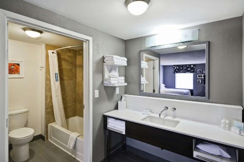 Hampton Inn & Suites Columbus-Easton Area - image 41